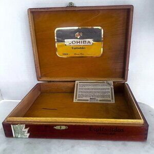 Cohiba Espléndidos Wooden Cigar Box Hinged Lid Clasp Closure Handcrafted Sticker
